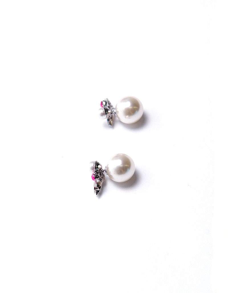 Two Sides Pearl Earrings - Piin | www.ShopPiin.com